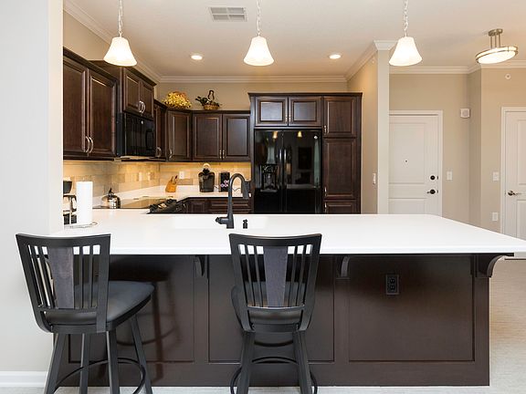 5th image of 2205 Green Hills Dr #1106