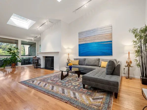 241 Perkins St Unit H402, Jamaica Plain, MA 02130