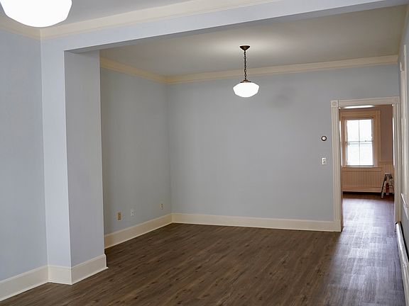 4th image of 25 Anderson St #B