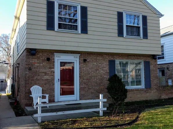 9321 W North Ave #9321, Milwaukee, WI 53226