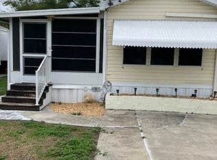 327 Holiday Blvd, Clewiston, FL 33440