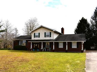 458 Dav Rd, Whipple, OH 45788