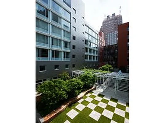 Rented by Corcoran | media 51