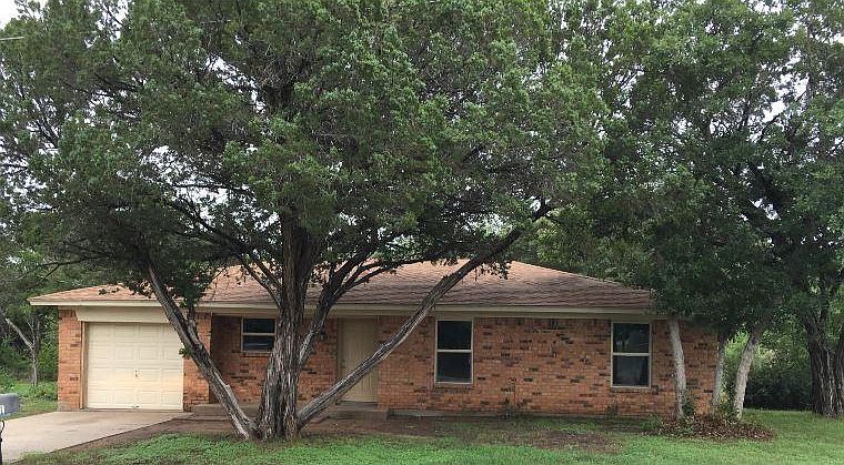 1st image of 2501 Woodhaven Dr