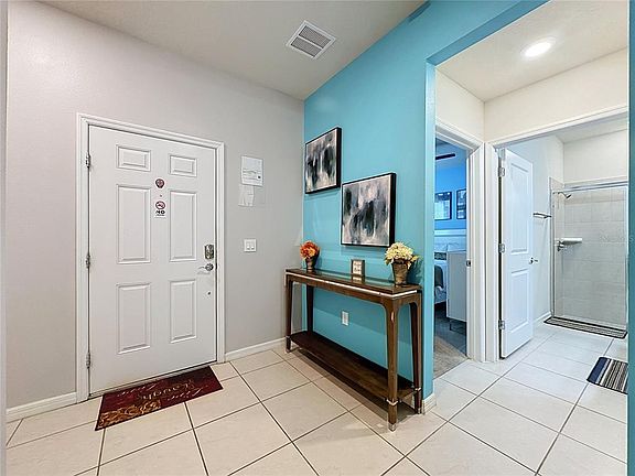 4th image of 267 Jetty Way