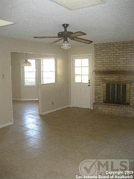 5th image of 107 Barcelona Dr