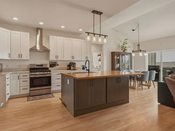 8850 Snapdragon Dr, Missoula, MT 59808
