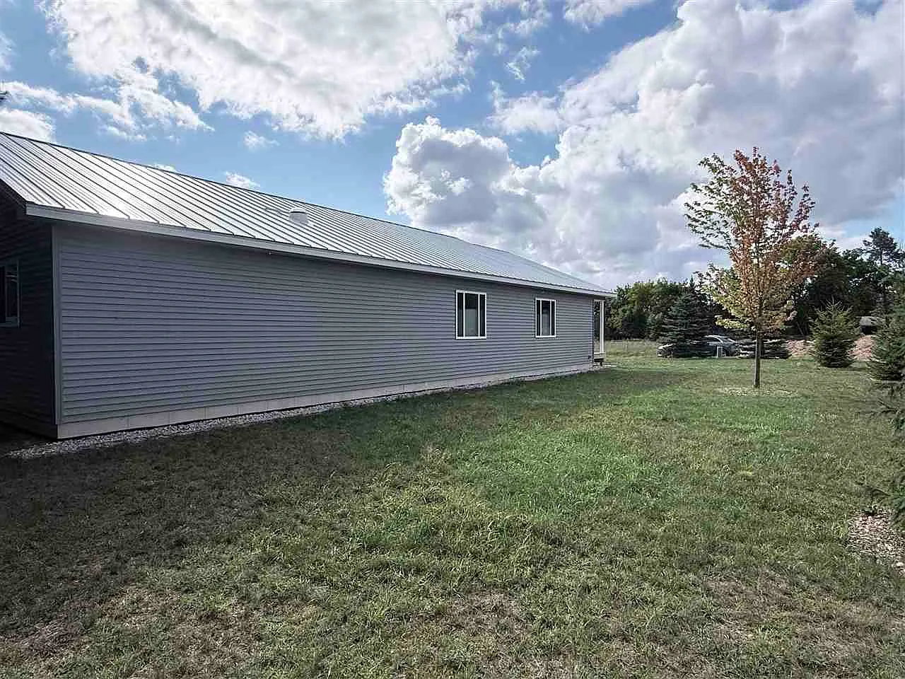 3 bed, 2.5 bath, 1800 sqft, $2,800 — Photo 4