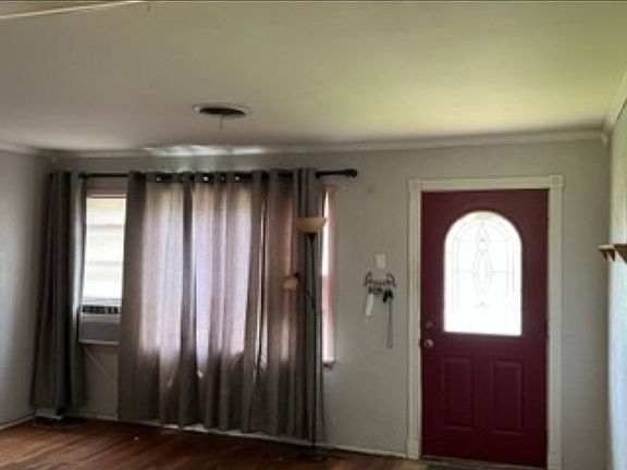 5th image of 1505 E King St