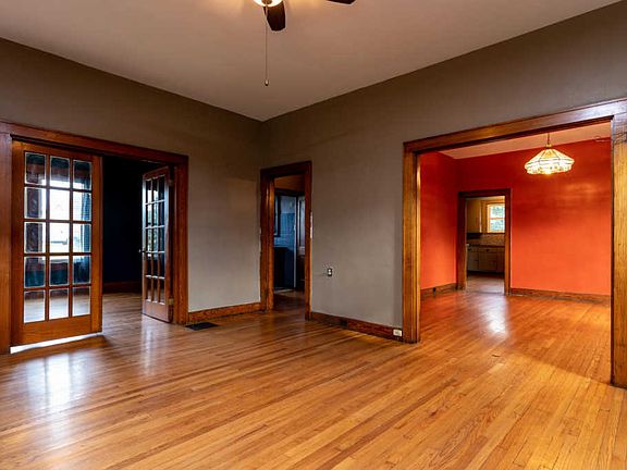 4th image of 2428 Underwood Pl