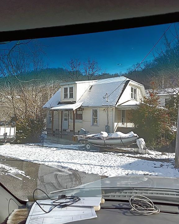 1st image of 14 Linden Ave