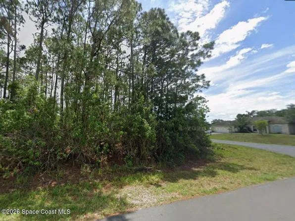 1 Toulon Rd SE, Palm Bay, FL 32909
