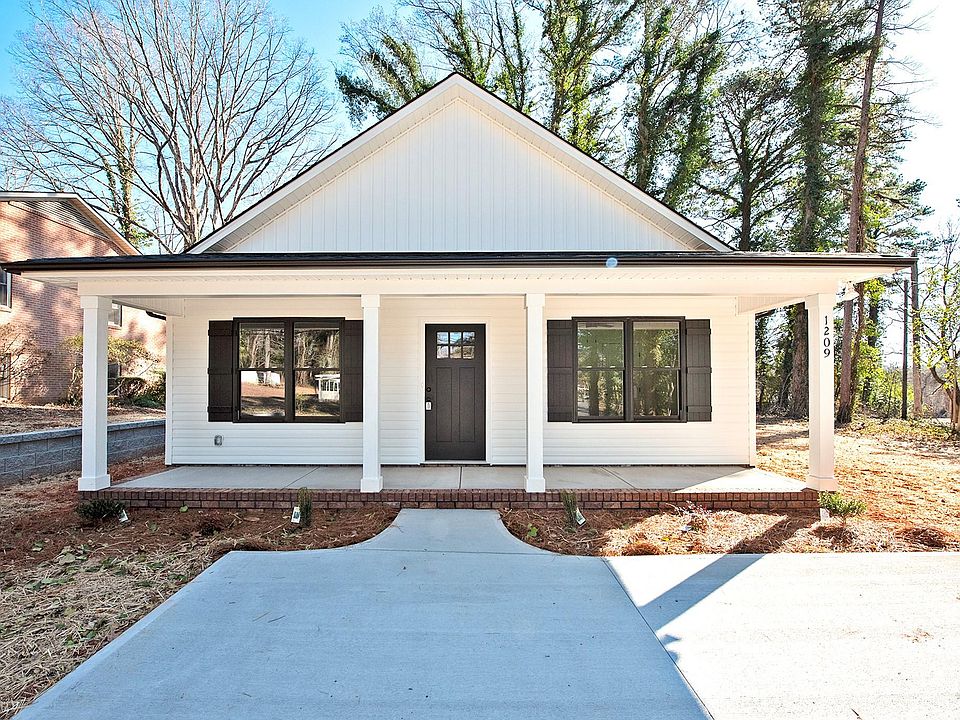 1st image of 1209 Rogers Lake Rd