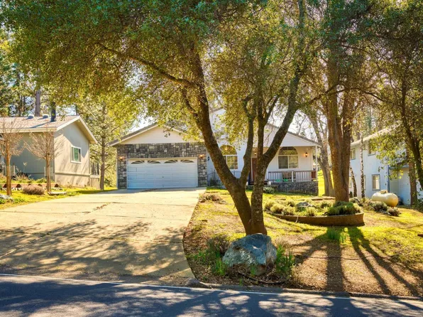 19930 Pleasantview Dr, Groveland, CA 95321