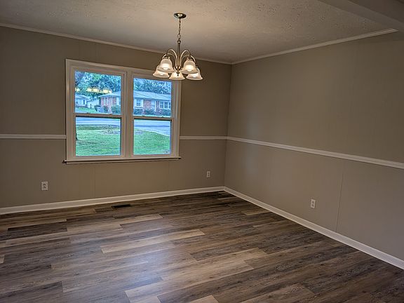 5th image of 114 Bel Aire Dr