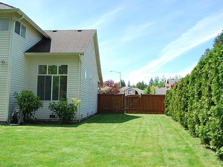 214 195th Pl SW — Photo 29