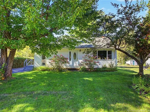 31 McLeod Ave, Chipman, NB E4A 2B9