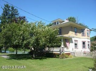 6 Avenue O, Matamoras, PA 18336