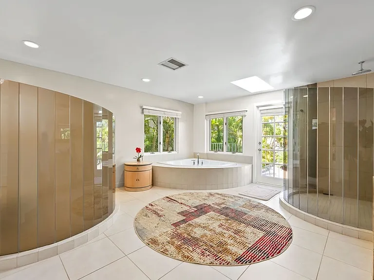 4818 Kahala Ave — Photo 18
