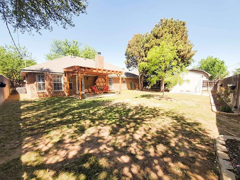3306 Oakmont Dr — Photo 24
