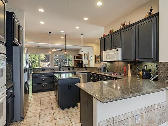 3rd image of 2748 Black Hawk Ln