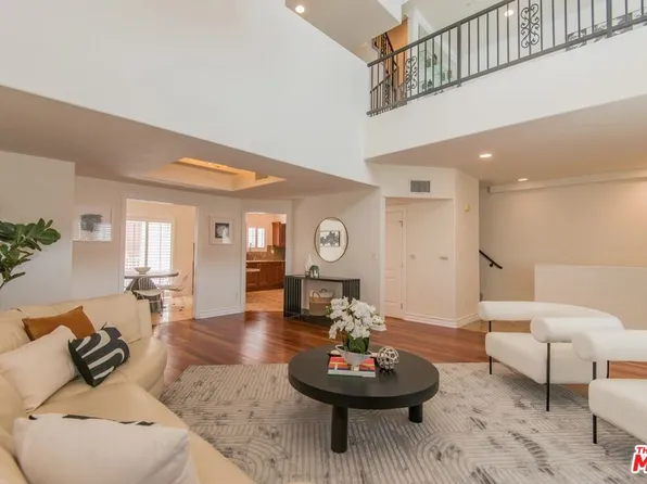 1747 S Barrington Ave APT 102, Los Angeles, CA 90025