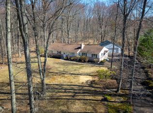 309 Mountain View Rd, Sellersville, PA 18960