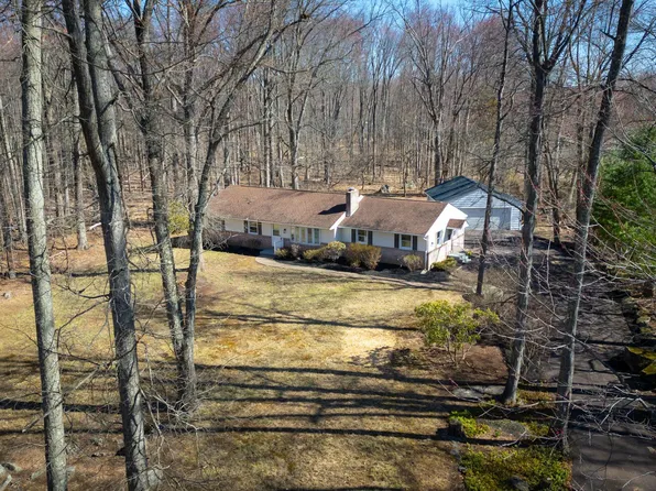 309 Mountain View Rd, Sellersville, PA 18960
