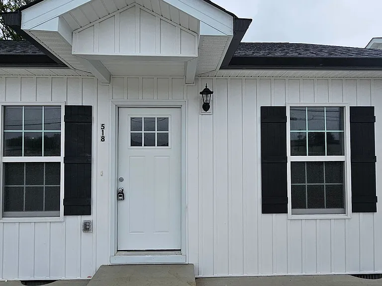 518 W Taylor St — Photo 2