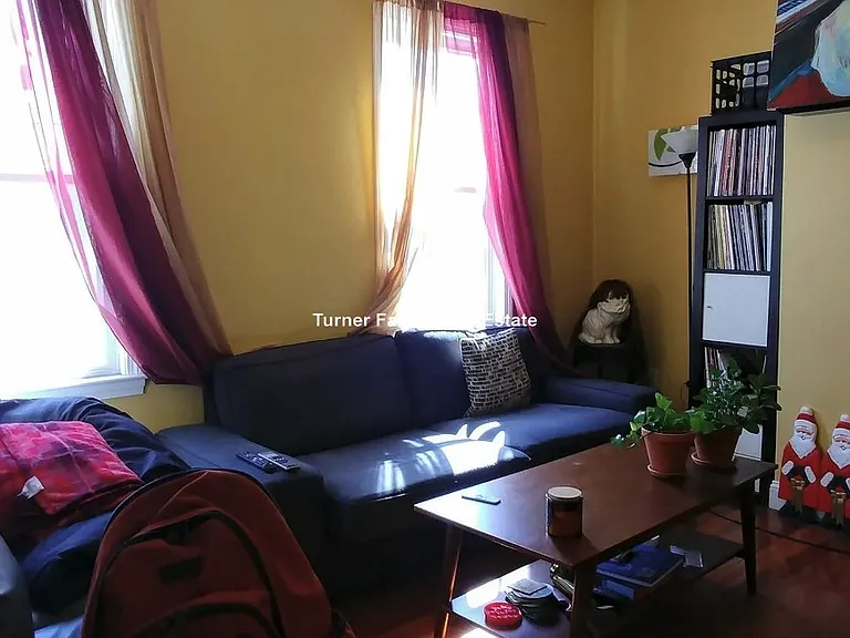 84 Line St — Photo 12
