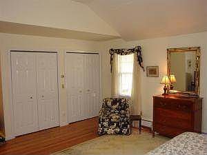 Bedroom -1st floor- 2 doulble closets