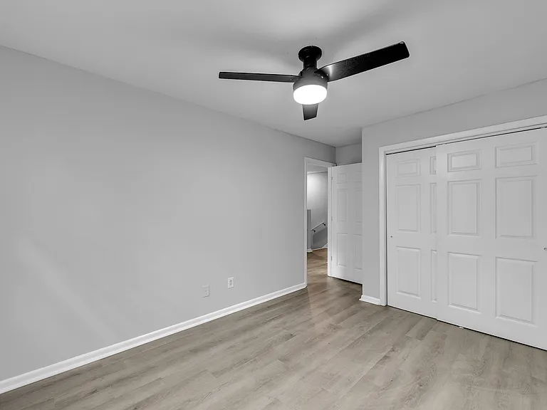 817 Biltmore Dr — Photo 32