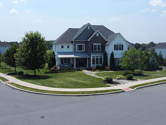 3rd image of 4323 Saratoga Dr
