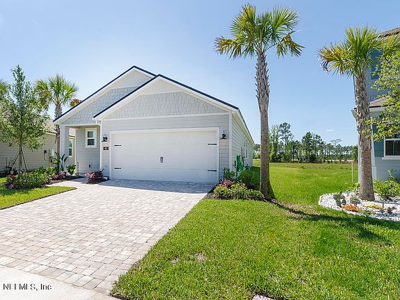 3rd image of 65 CREEKMORE Drive