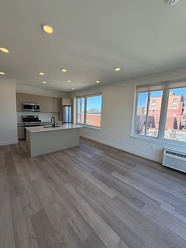 293 Fairmount Ave #504 Photo 1