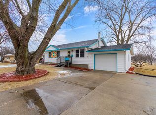 1302 Meadowlane Ave, Ames, IA 50010