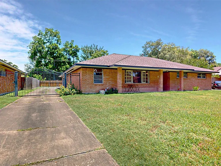 4826 Waynesboro Dr — Photo 26