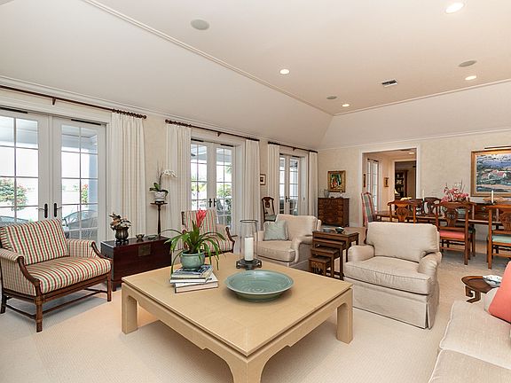 5th image of 111 Island Creek Dr
