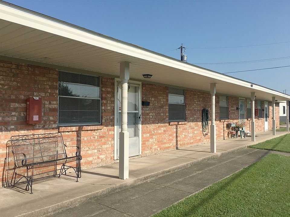 1st image of 400 N Campbell Dr APT B