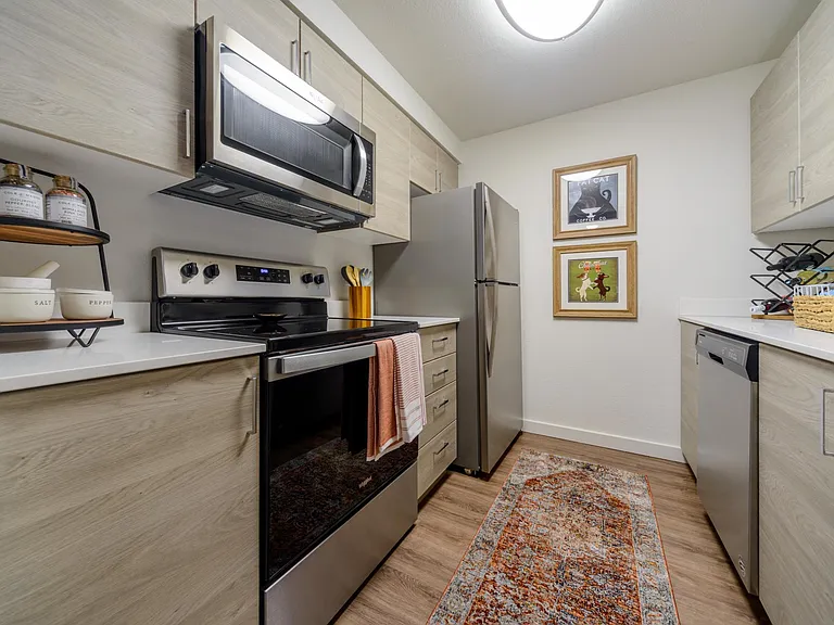 Meridian Pointe — Photo 19