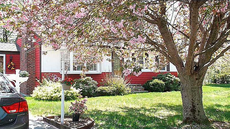 1st image of 66 Barren Hill Dr