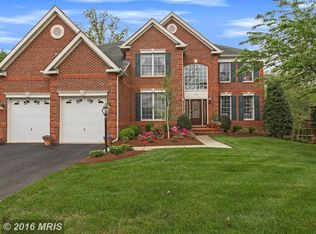 25729 Howerton Dr, Chantilly, VA 20152