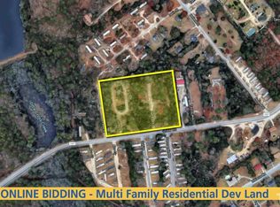 1135 Shaw Rd, Fayetteville, NC 28311