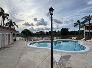 1226 N Hiatus Rd #1226, Hollywood, FL 33026