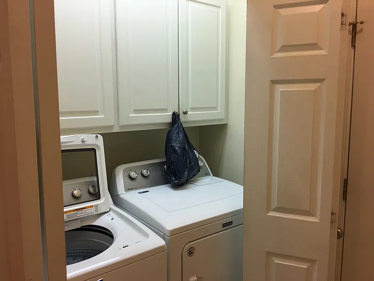 1109 Rita Ln — Photo 3