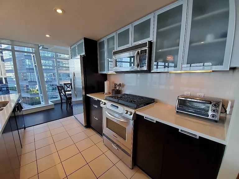 1205 Hastings St W #1103 — Photo 11