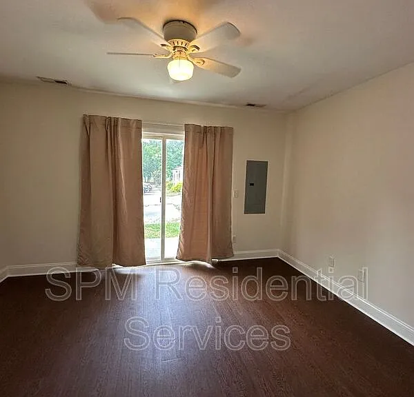 724 Kidder St — Photo 9