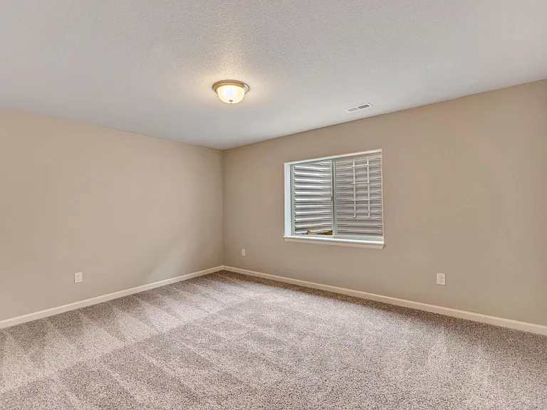 4275 Hessite Loop — Photo 14