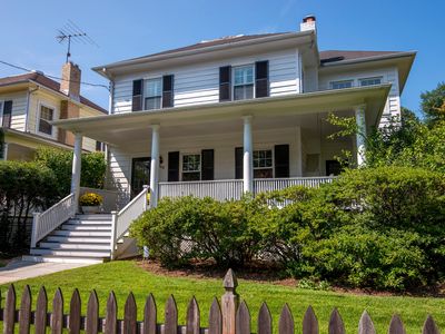 5428 41st St NW, Washington, DC, 20015