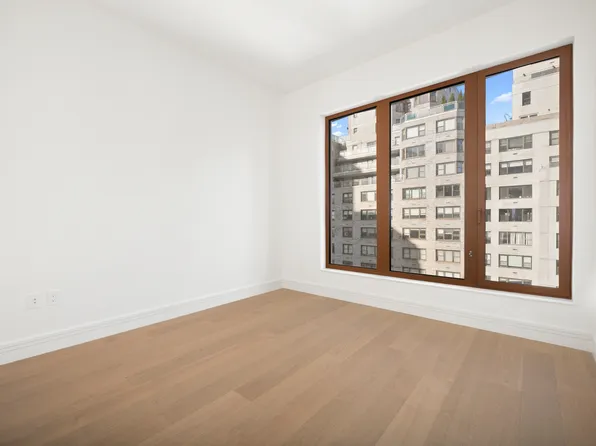 201 East 74th Street image 5 of 12